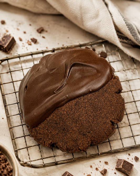 Low Sugar Chocolate Shortbread Cookie